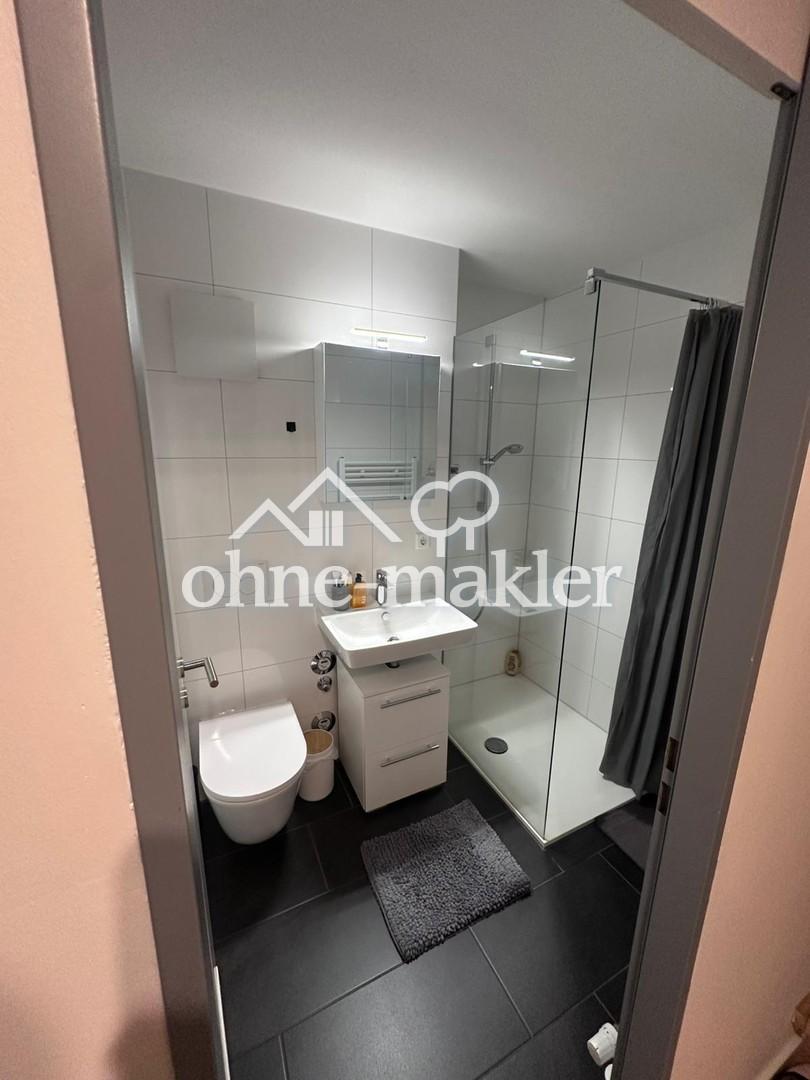 Top gepflegt & voll möbliert: Schicke 1-Zimmer-Whg mit West-Balkon und TG - Photo 3