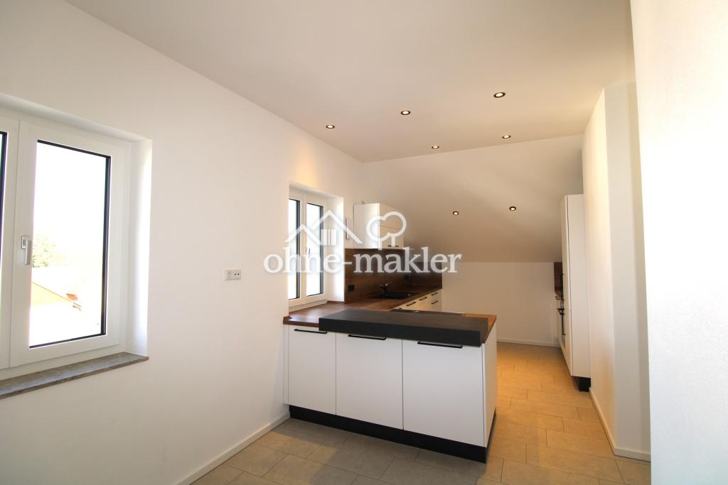 Modernes Wohnen über den Dächern von Manching – DG-Wohnung mit Wohlfühl-Balkon - Photo 3