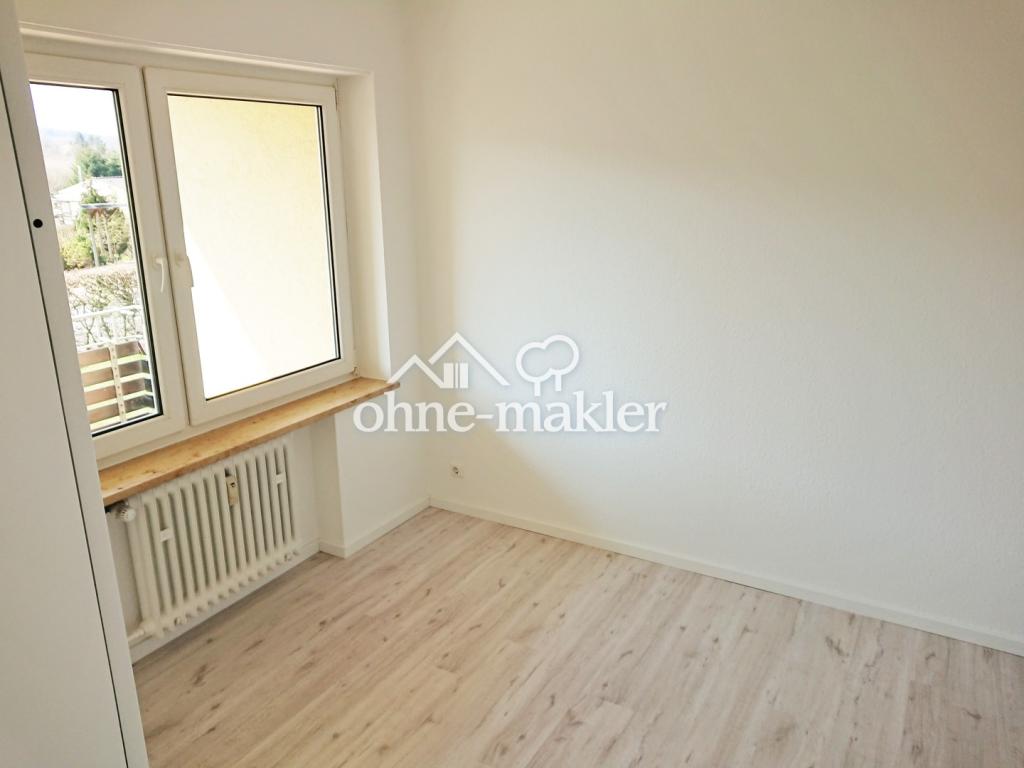 Renoviert! EBK, Balkon, Rollläden, Garten. (F6502) - Photo 2