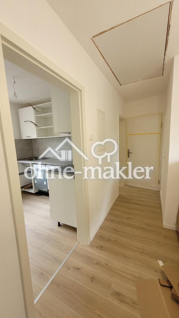 Neu sanierte 2 Zimmer Wohnung mit Einbauküche zentral in Ansbach - Photo 2