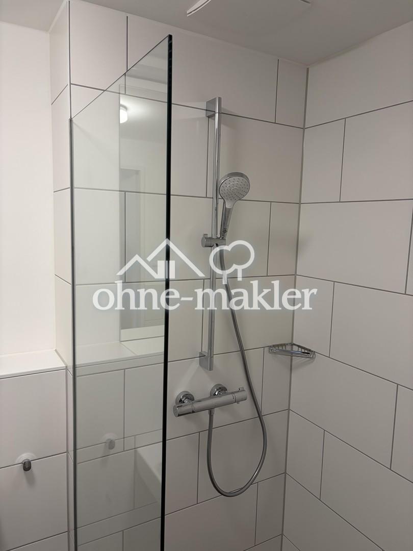 Direkt an der Uni / FH - Möbliertes Studentenapartment mit Balkon - Foto 4