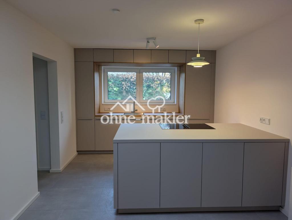 Erstbezug nach High-End Sanierung: Schlüsselfertiger Design-Bungalow mit Open-Living & großem Garten - Foto 2