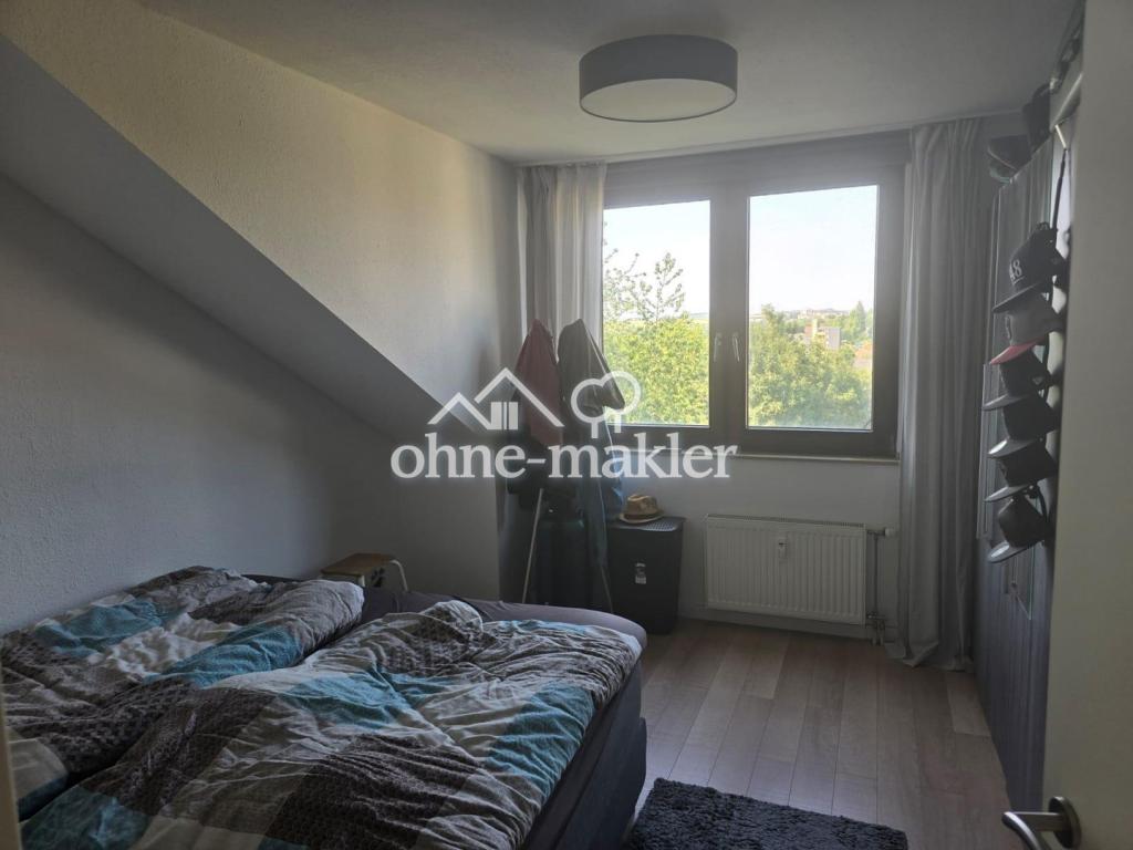 Lichtdurchflutete 3-Zimmer Dachgeschosswohnung mit Südwest-Balkon und Blick ins Neandertal - Photo 3