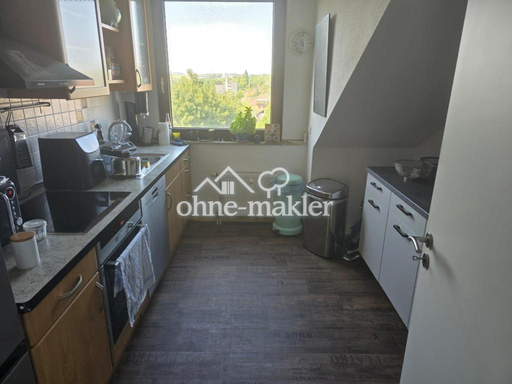 Lichtdurchflutete 3-Zimmer Dachgeschosswohnung mit Südwest-Balkon und Blick ins Neandertal - Photo 4