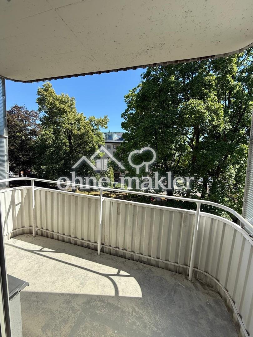 Frisch sanierte 2 Zimme Wohnung mit Küche und sonnigem Balkon - Photo 5