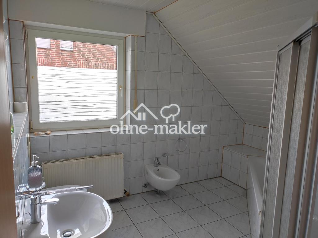 Lichtdurchflutete 3-Zimmer-Wohnung mit großem Balkon, Garage & Glasfaser – Borken-Marbeck - Photo 2