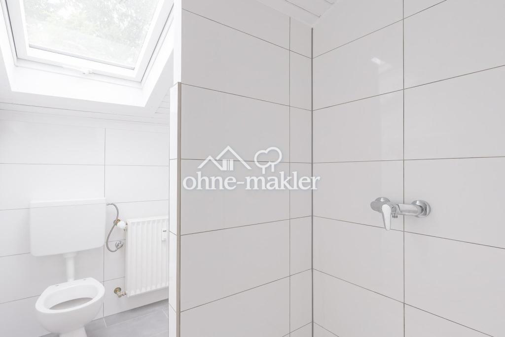 Großzügige 8-Zimmer-Wohnung auf zwei Stockwerken: saniert und bezugsfertig - Foto 1