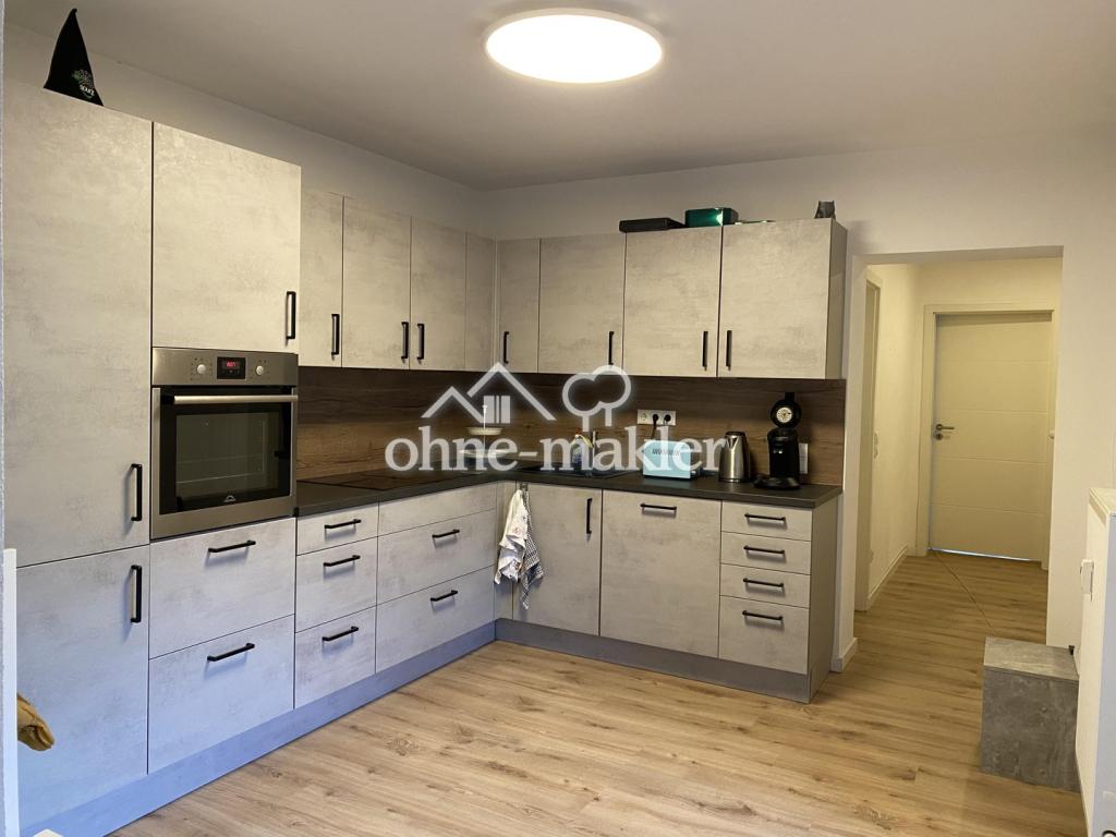 Freundliche 3-Zimmer-Wohnung mit Einbauküche und Balkon in zentraler Lage - Foto 1