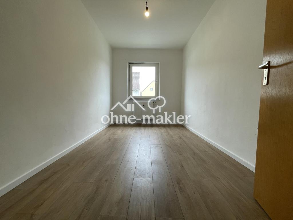 3 Zimmer Wohnung, renoviert, frei ab sofort - Photo 4