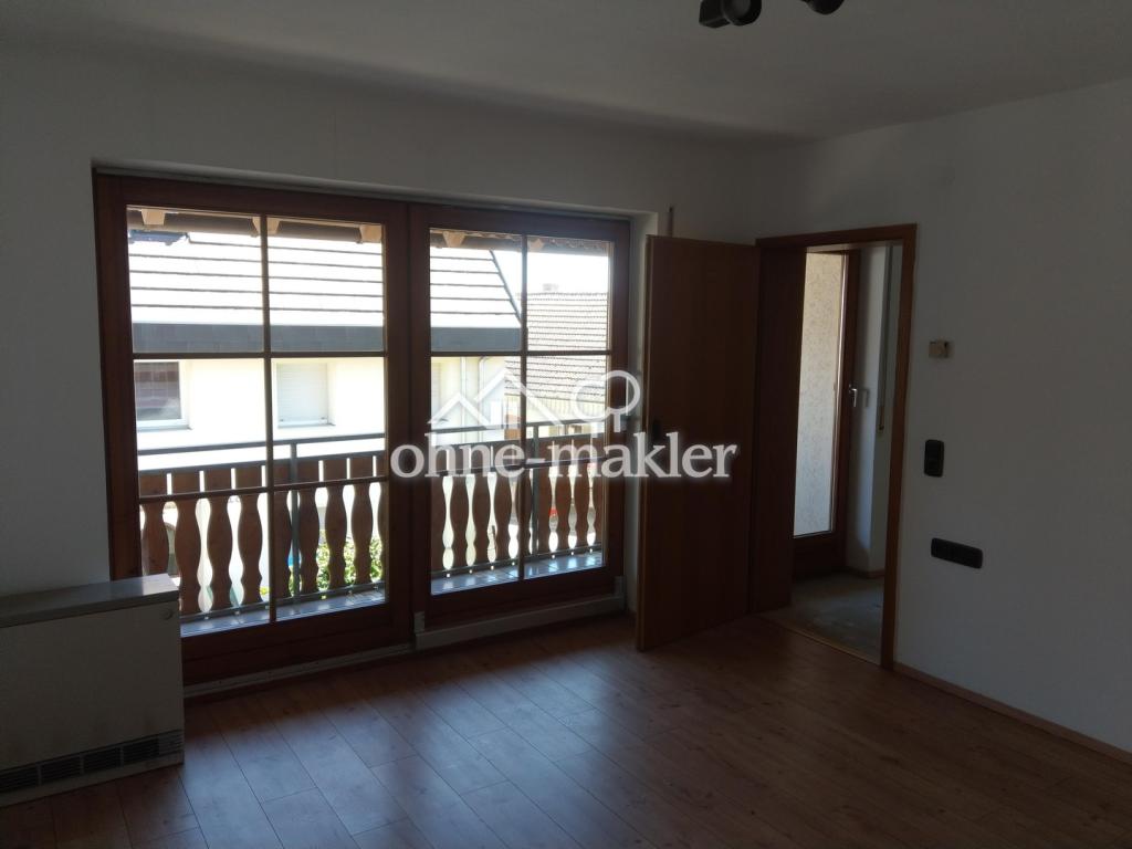 Frei 4-Zimmer-Wohnung Balkon Stellplatz für WEG Handwerker Firmen oder? - Photo 1