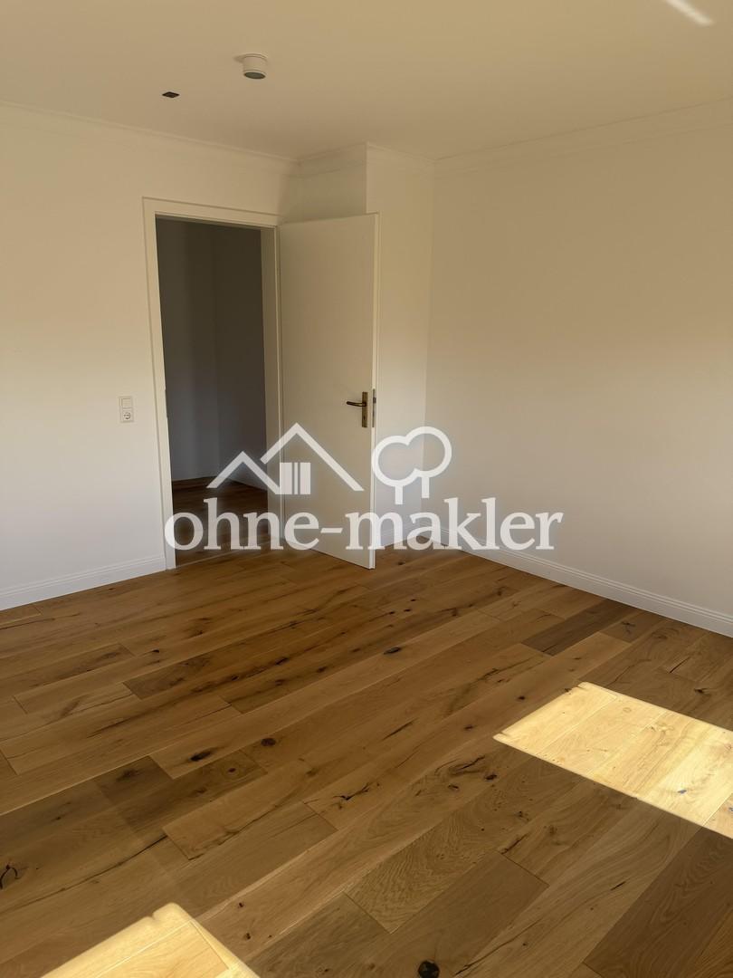 Klassisch & Schön. Luxuriös sanierte 2-Zimmer-Wohnung im beliebten Stuttgarter Westen. - Photo 2
