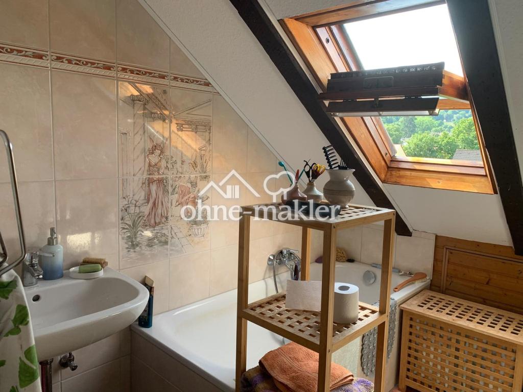 Lichtdurchflutete Dachgeschosswohnung mit Aussicht - Photo 3