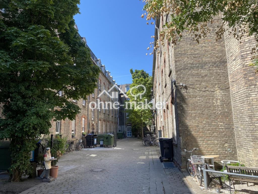 SANIERT! 1-Zimmerapartment mit EBK in grüner Hinterhauslage nahe Mendelssohnplatz/ KIT - Photo 4