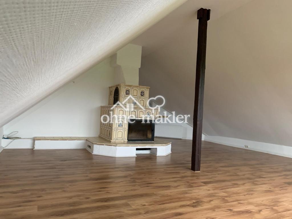 Gemütliche Dachgeschosswohnung mit Kamin, Terrasse und neuem Badezimmer in Sandesneben zu vermieten - Foto 4