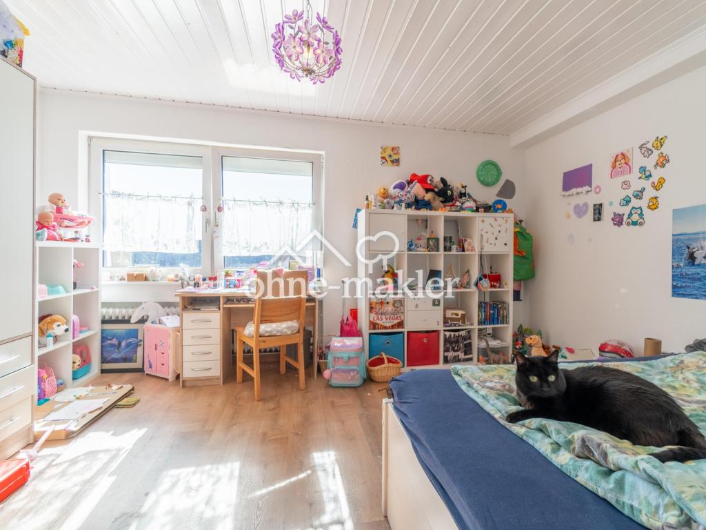 Großzügige, helle 5-Zimmer-Wohnung mit 161 m², Balkon & Stellplatz in attraktiver Lage - Photo 3