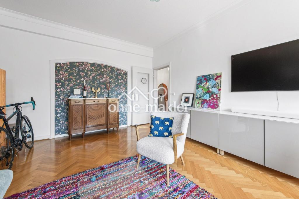 Ein Wohntraum im schönen Pempelfort! 2024 teilsanierte 2 Zimmer mit 2 Balkonen in edlem Altbau - Photo 1