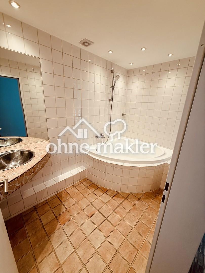 Maisonette mit Galerie, großer Dachterrasse und neuer Wärmepumpe in Alt-Weiden - Photo 3