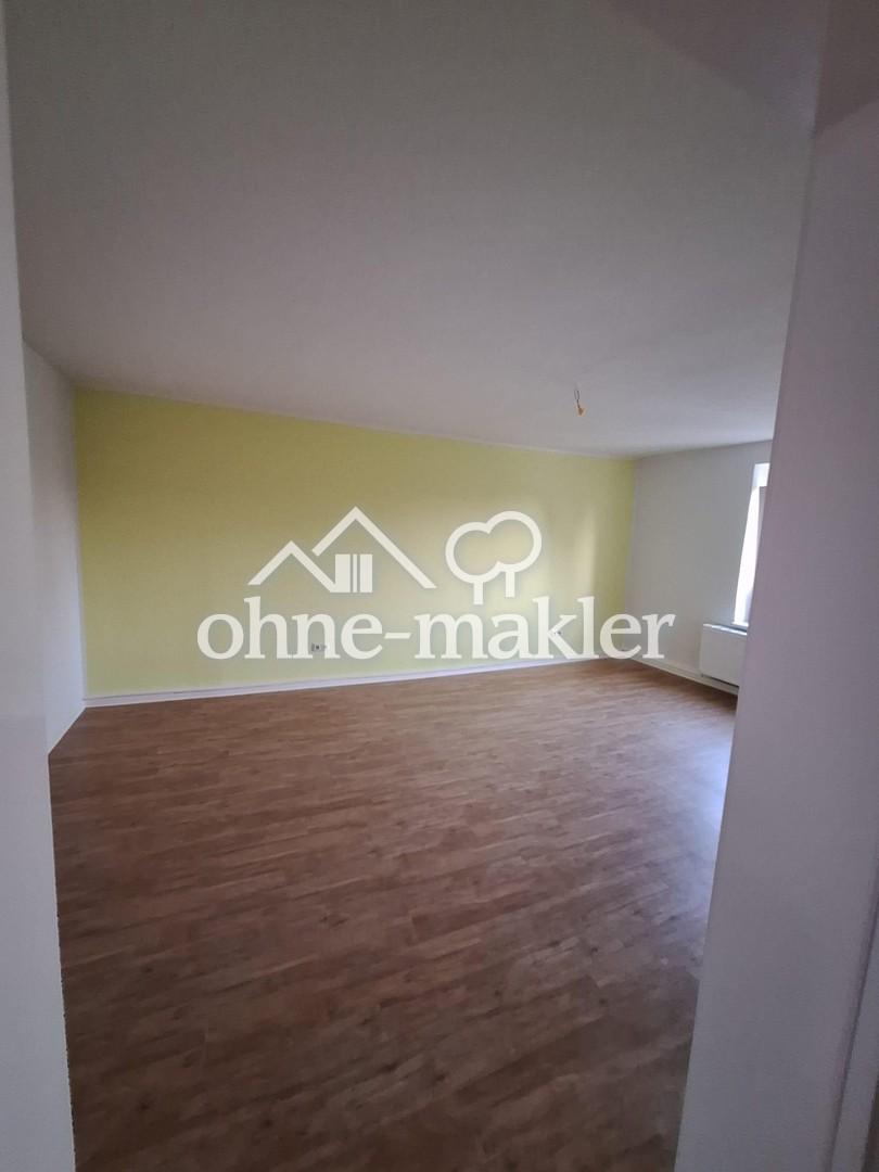 Vermiete schöne 3-Raumwohnung mit Stellplatz und Keller in einem ruhigen Haus - Photo 1