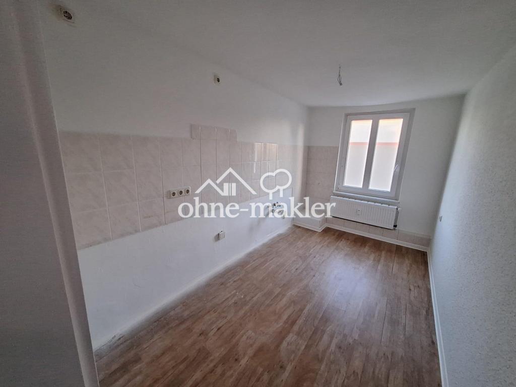 Vermiete schöne 3-Raumwohnung mit Stellplatz und Keller in einem ruhigen Haus - Photo 3