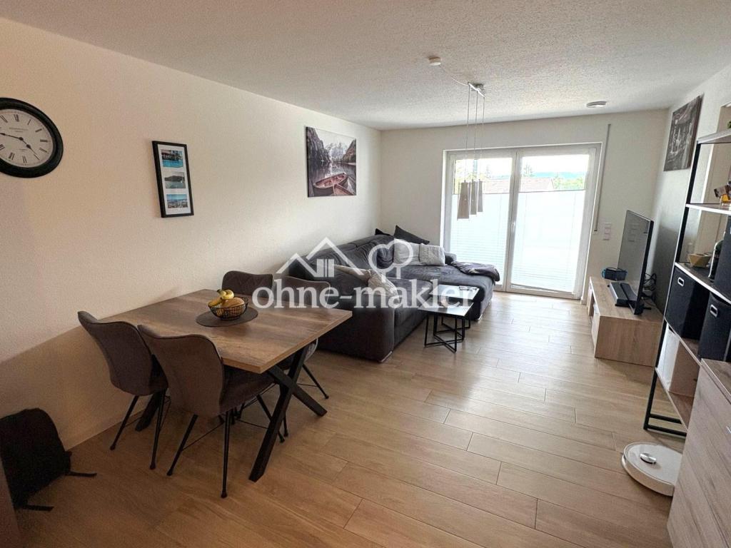 Neuwertige und helle 2,5 Zimmer Wohnung mit großer Terrasse und Einbauküche - Photo 3