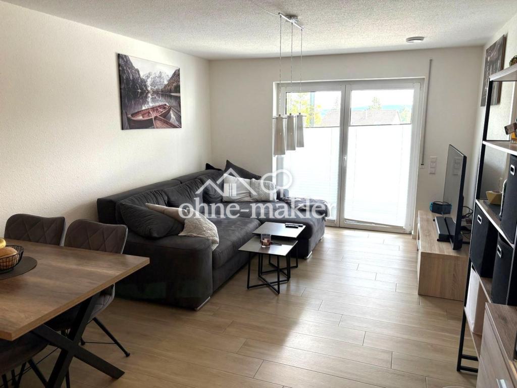 Neuwertige und helle 2,5 Zimmer Wohnung mit großer Terrasse und Einbauküche - Photo 4