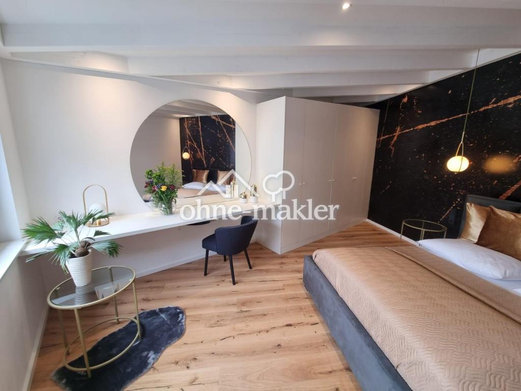 Möblierte Wohnung Citylage Saniert -großer Balkon - Photo 3