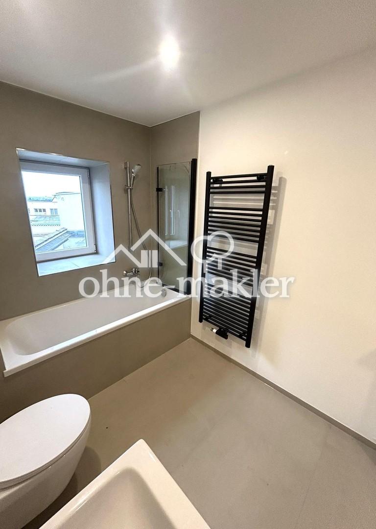 3-Raum DG-Wohnung mit neuer Einkauküche in Meerane - Erstbezug hochwertig saniert - Photo 2