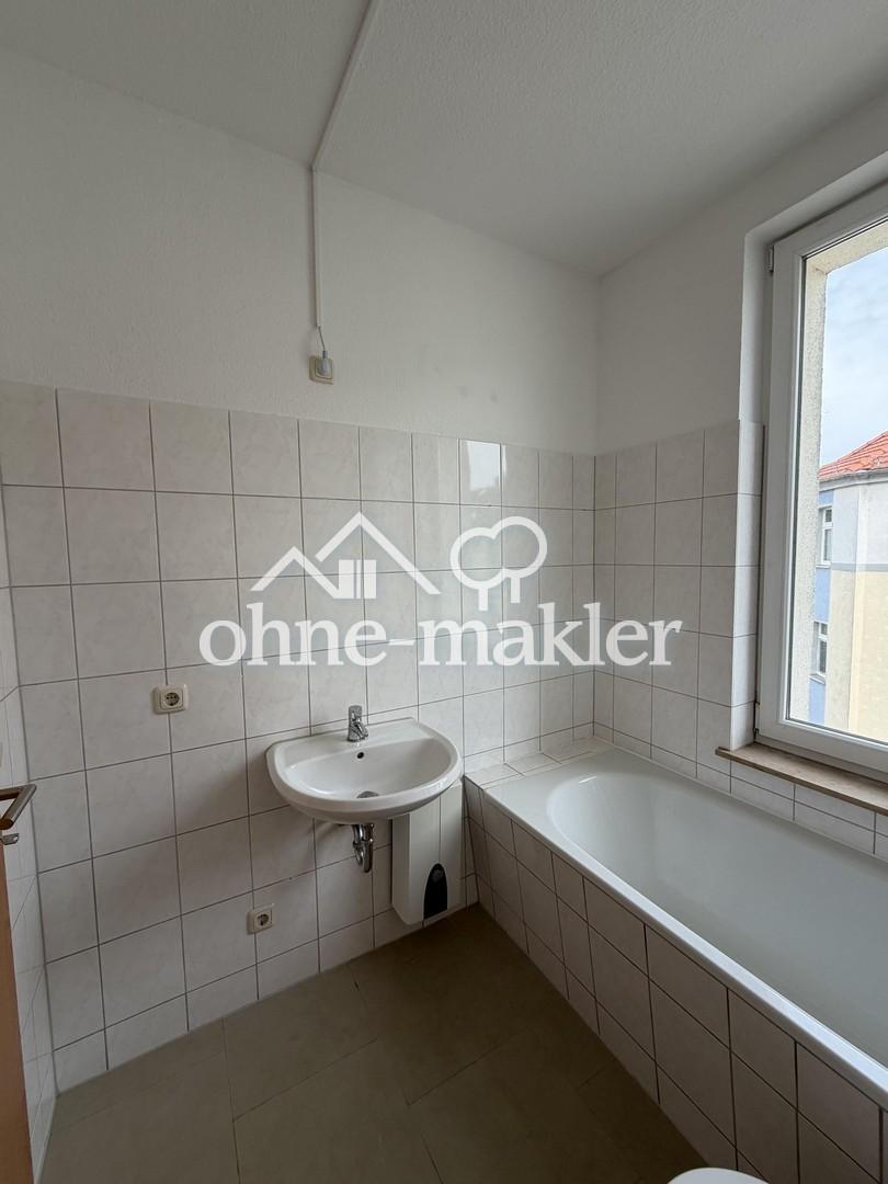 3,5 ZW | 85 m² | 2 Bäder | Einbauküche & Balkon | renoviert | WG-geeignet - Foto 3