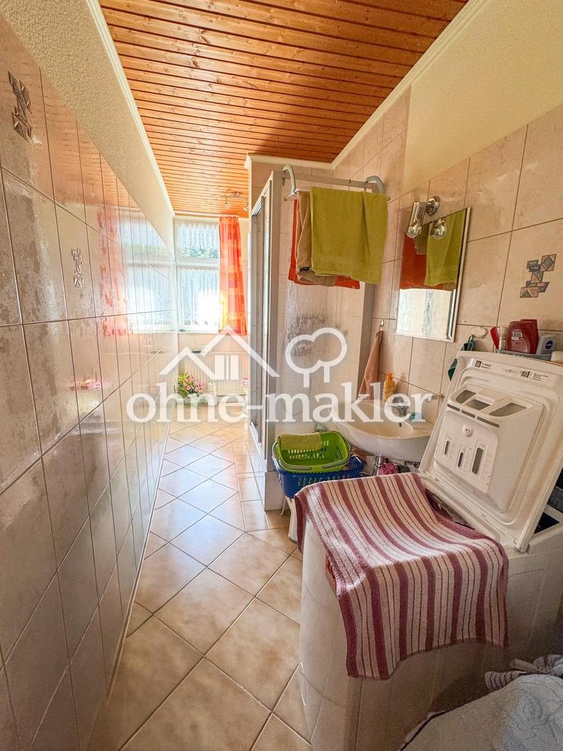 Familientraum: Gepflegte 6ZKB mit zwei Bädern, Garten, Kellerraum, Bus-Haltestelle - Foto 5