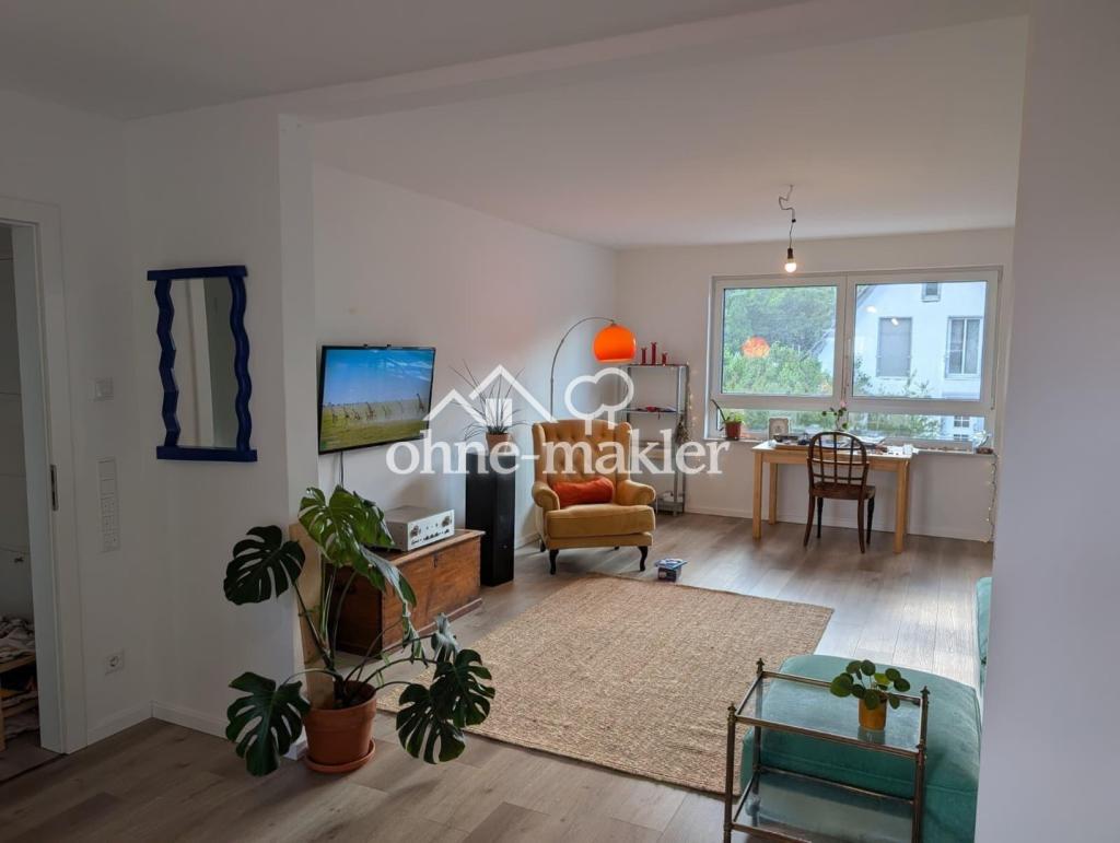 Moderne Neubauwohnung mit EBK, Balkon und A+ Energieeffizienz - Foto 1