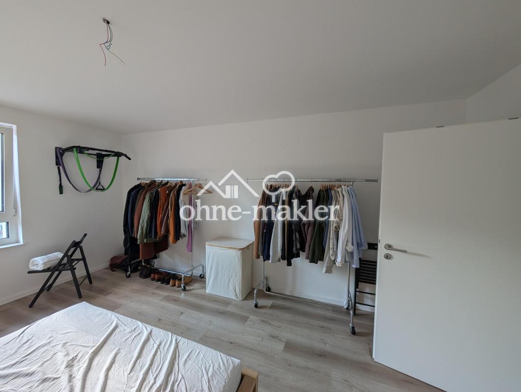 Moderne Neubauwohnung mit EBK, Balkon und A+ Energieeffizienz - Foto 5
