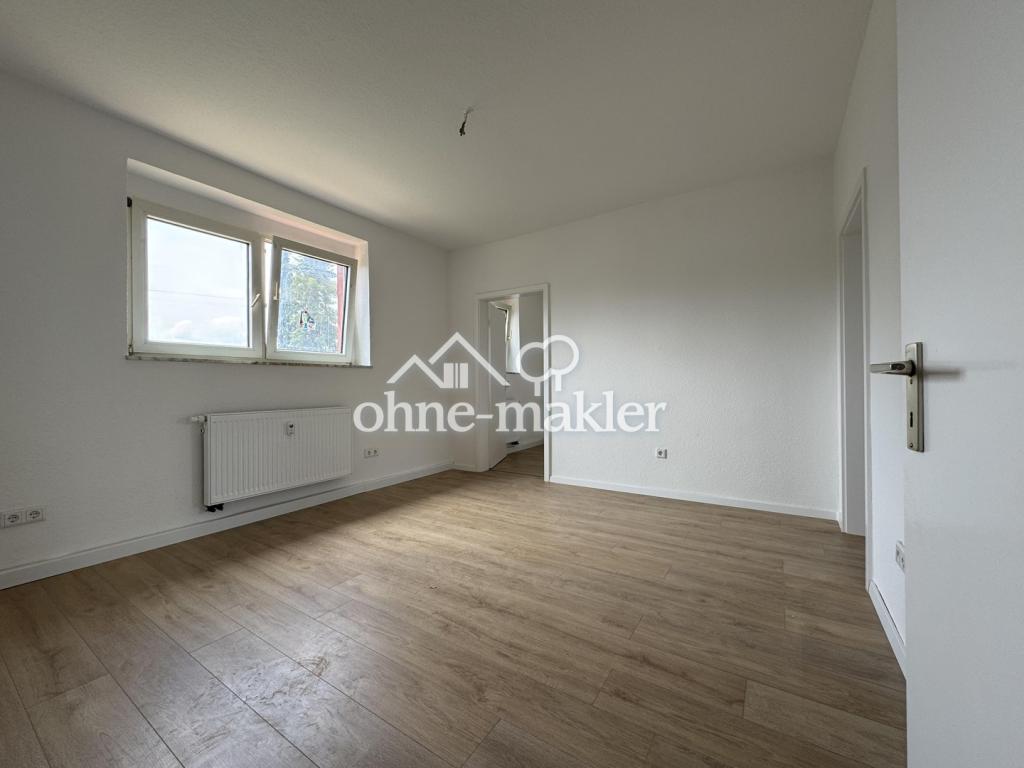 3 Zimmer, frisch renoviert, frei ab sofort - Photo 4