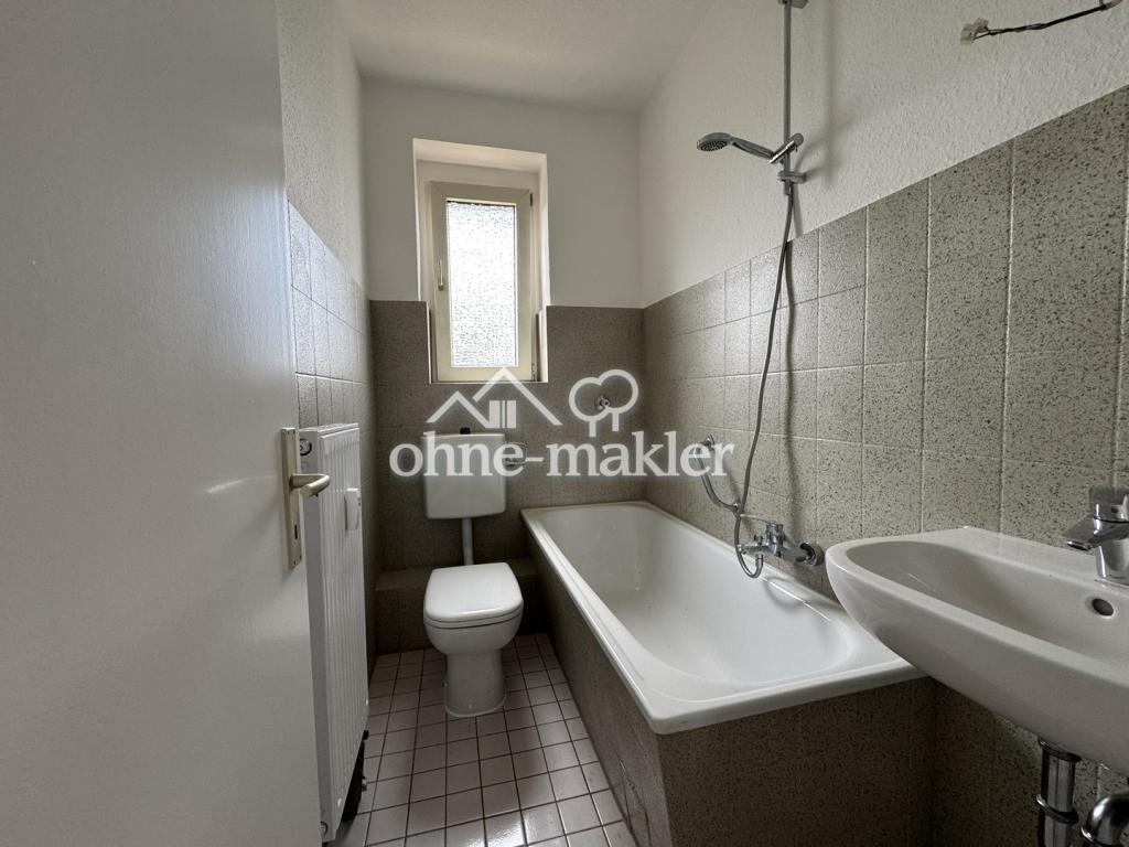 3 Zimmer, frisch renoviert, frei ab sofort - Photo 1