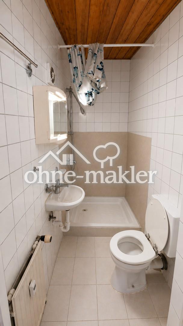 Kernsaniertes Reihenmittelhaus auf 2 Ebenen und neuer Einbauküche in Bruchsal-Heidelsheim - Foto 3
