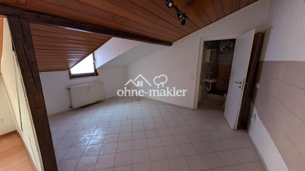 Kernsaniertes Reihenmittelhaus auf 2 Ebenen und neuer Einbauküche in Bruchsal-Heidelsheim - Foto 4