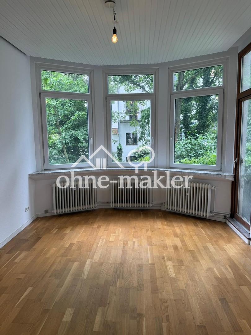 Wohnen mit Stil: 3-Zimmer-Wohnung in bester Lage mit Balkon und Garten - Photo 3