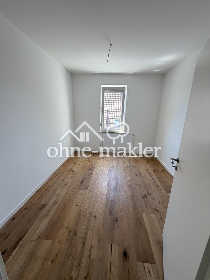 Kernsanierte 2- & 3-Zimmerwohnungen mit Einbauküche - WG, Paare & Familien willkommen - Photo 2