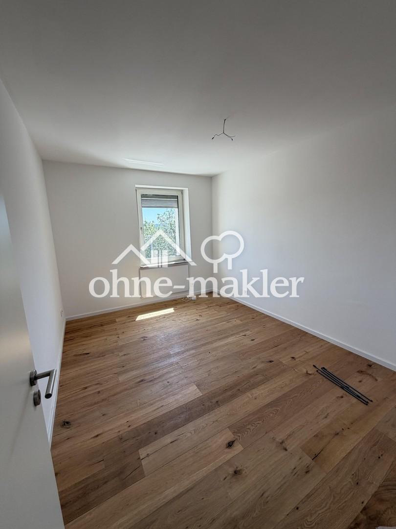 Kernsanierte 2- & 3-Zimmerwohnungen mit Einbauküche - WG, Paare & Familien willkommen - Foto 2