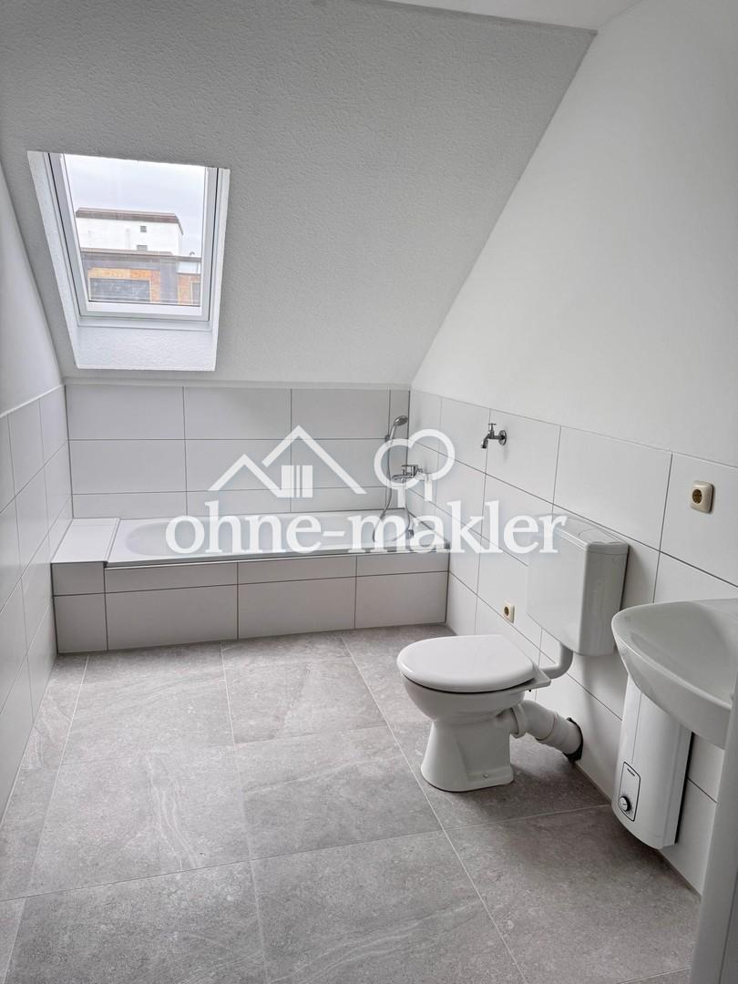 Frisch sanierte 4-Zimmer-Wohnung mit Balkon – Erstbezug nach Sanierung, nahe WEZ - Photo 4