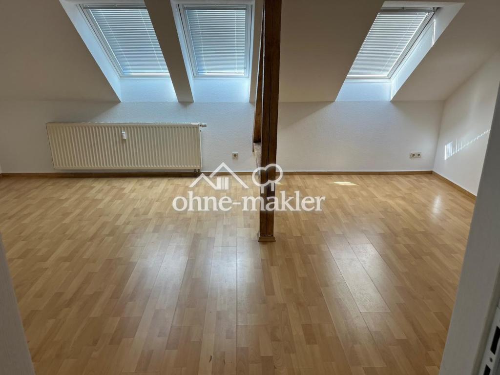 Lichtdurchflutete Dachgeschosswohnung mit Charme – Wohnen im beliebten Leipzig-Kleinzschocher - Photo 3