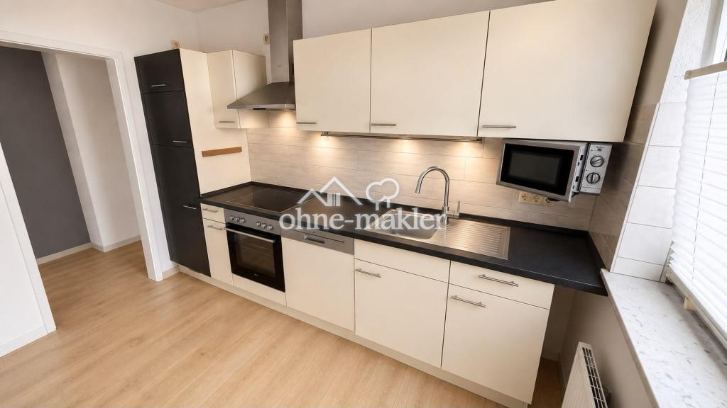 Helle Erdgeschosswohnung mit Einbauküche - Erstvermietung nach Sanierung - Photo 2