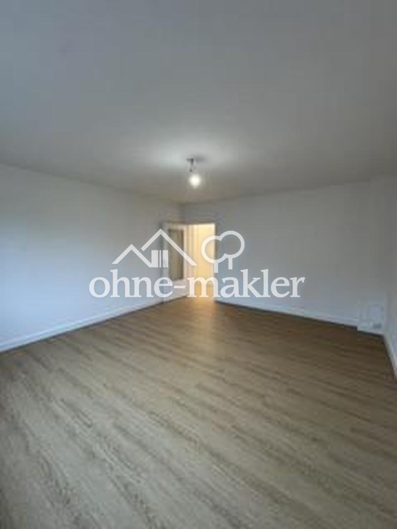 Helle 3 Zimmerwohnung in Hannover Ahlem frisch renoviert mit Einbauküche und KFZ Stellplatz - Photo 3