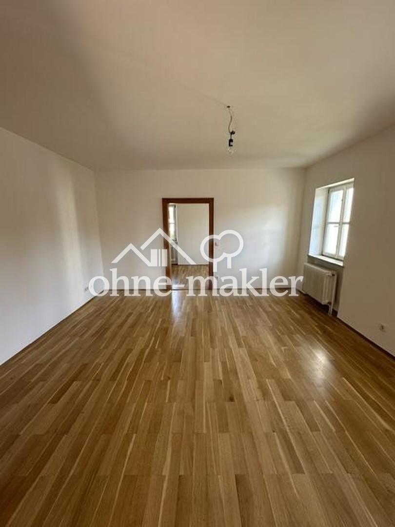 Wunderschönes Einfamilienhaus mit EBK, Garten, Garage und vielen Parkmöglichkeiten in Bachhausen! - Foto 2