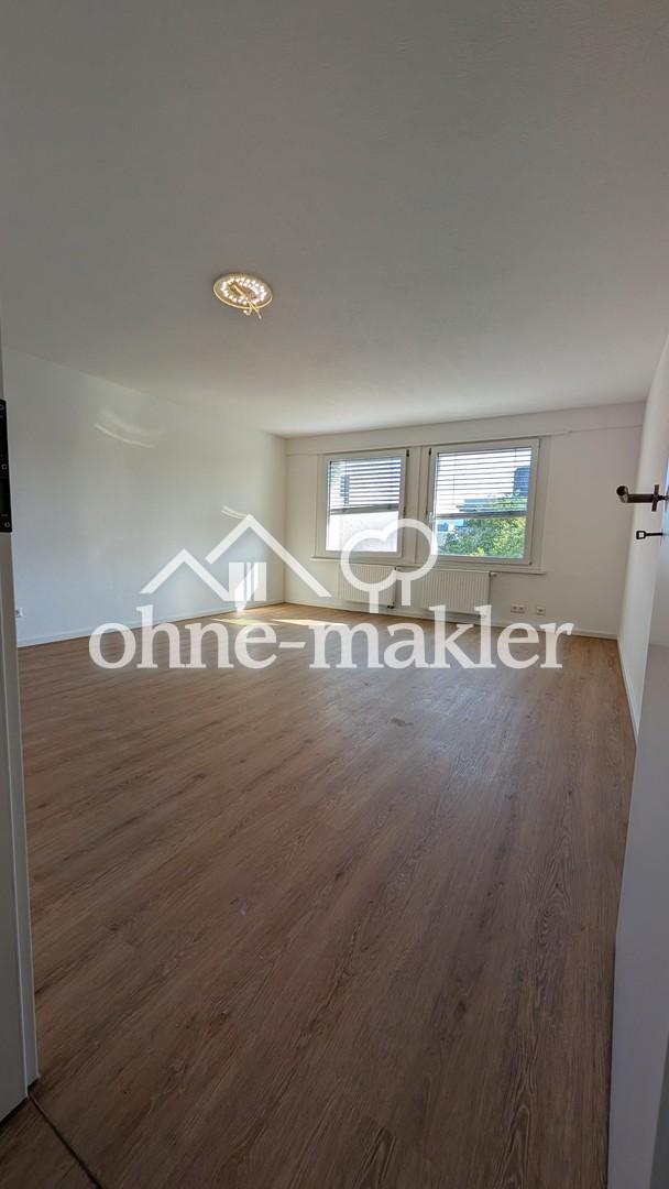 Zentraler geht's kaum: 4-Zimmer-Wohnung (ca. 90 m²) direkt am ZOB Reutlingen - Photo 2