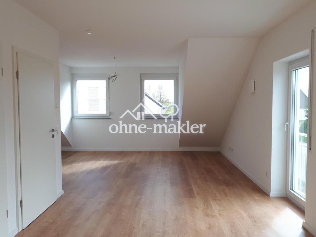 Doppelhaushälfte mit Garten - Foto 1