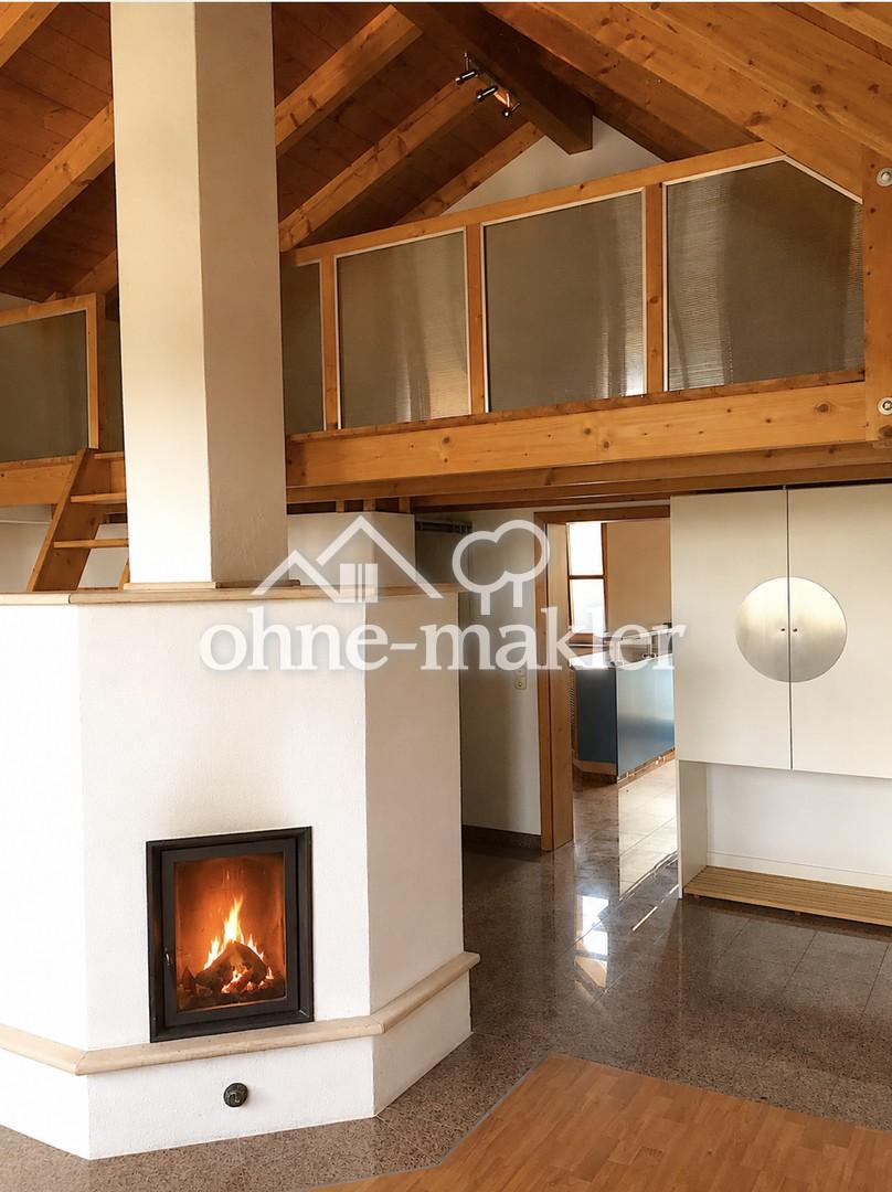 Exklusive Dachgeschosswohnung mit Galerie, Kamin und außergewöhnlichem Wohnambiente - Foto 2