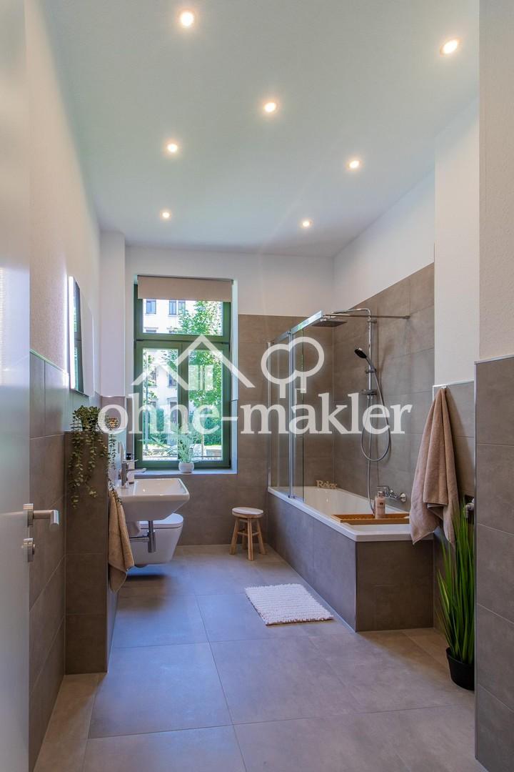 Erstbezug nach Modernisierung: Wohntraum mit Einbauküche und Wellness-Bad in Top-Lage - Foto 4