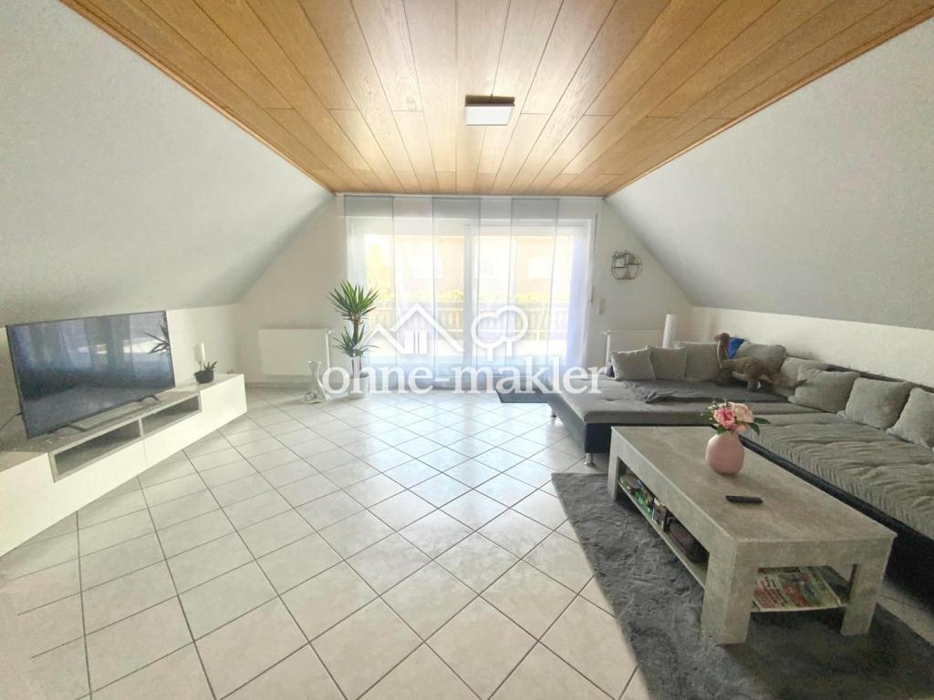 Frisch renovierte 2-Raum-Wohnungmit eigenem Eingang, Balkon, Dachboden und Stellplatz - Foto 1