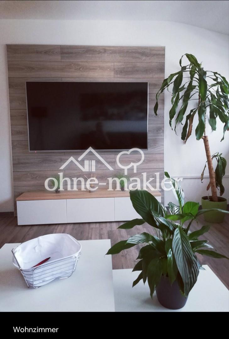 Schöne 2 Zi. WHG vollmöbliert mit Balkon und Stellplatz - Photo 1