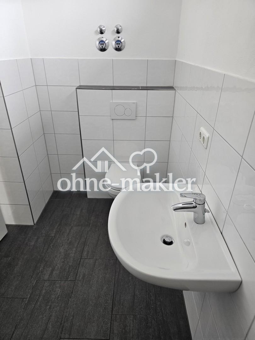 Renoviertes Penthouse mit Dachterrasse und Rundumblick – 5 Zimmer in der City - Photo 4